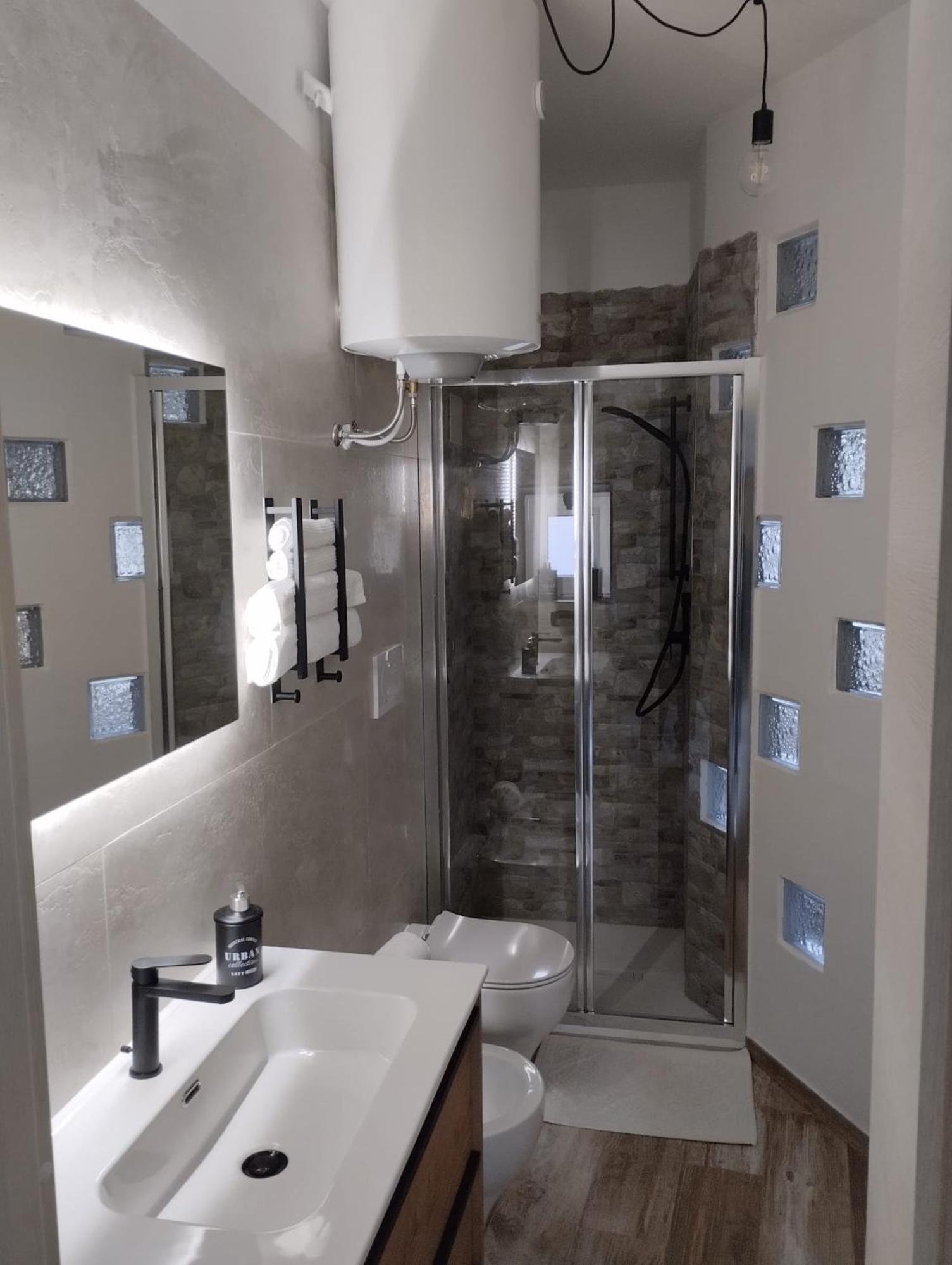 La Casa Dei Ricordi Bed and Breakfast Campagnano Di Roma Εξωτερικό φωτογραφία